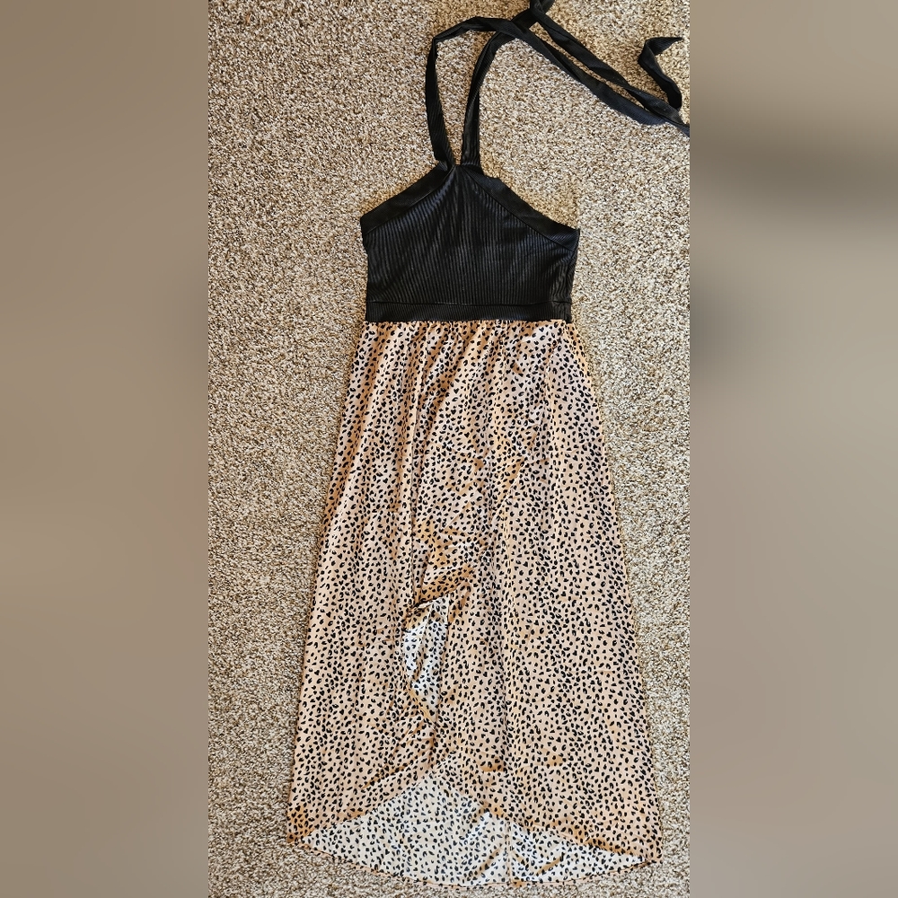 Black and leopard print dress